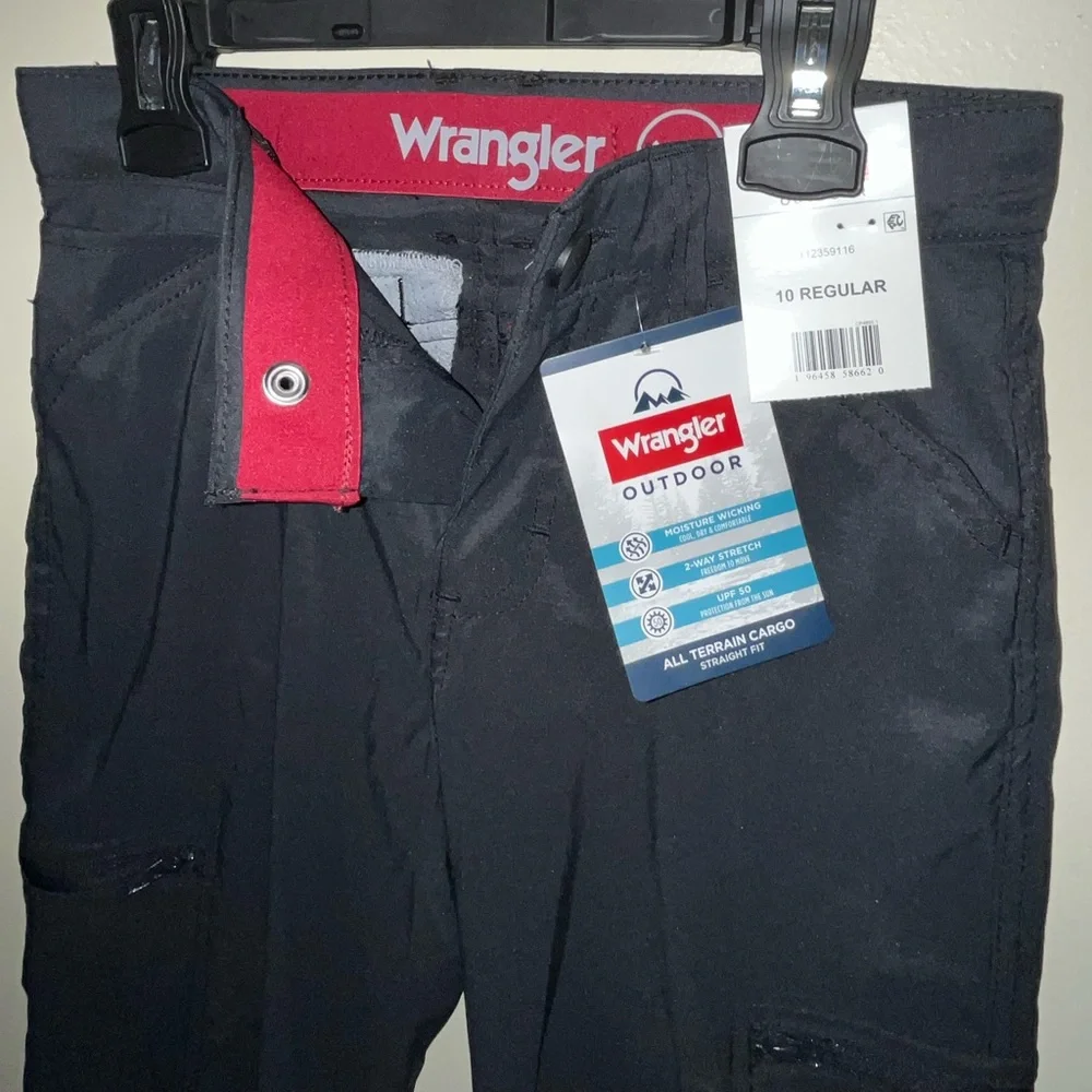 Wrangler Men's Dark Sapphire Cargo Pants size 10 Regular